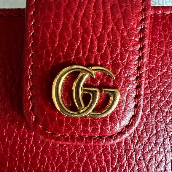 💯 Authentic Gucci Red Wallet - Picture 9 of 10